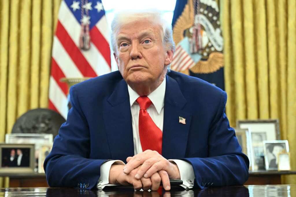 La Administración Trump cierra la línea de ayuda para la prevención del suicidio entre jóvenes LGBTQ