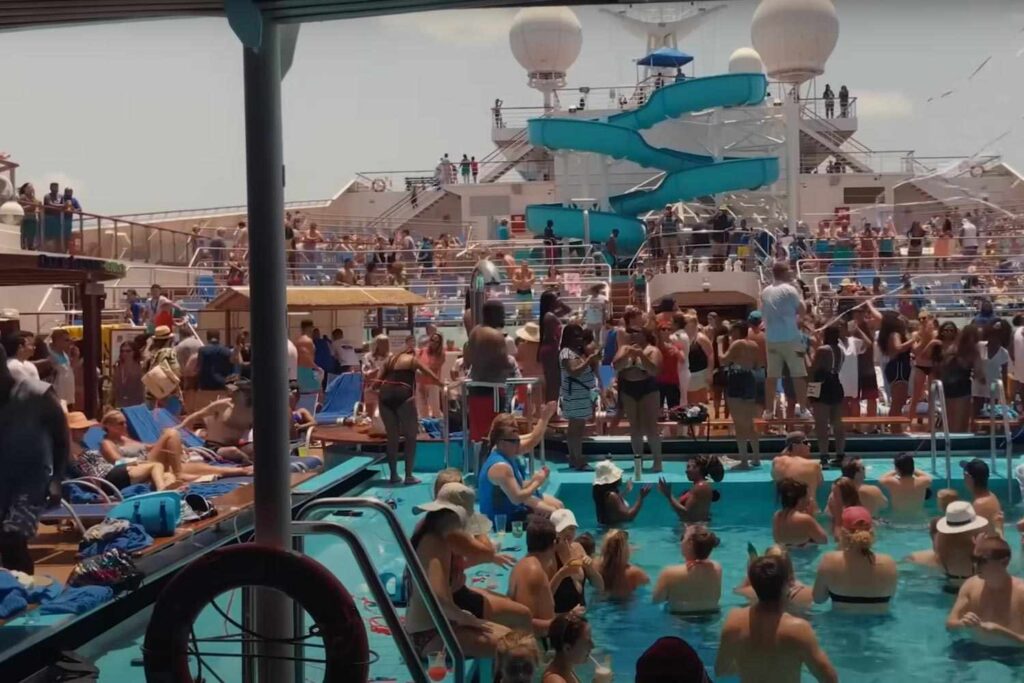 El regreso del infame crucero de 'poop': 12 años después de la travesía desastrosa