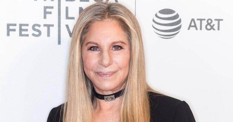 Barbra Streisand denuncia la disparidad salarial con su coestrella masculina en película icónica