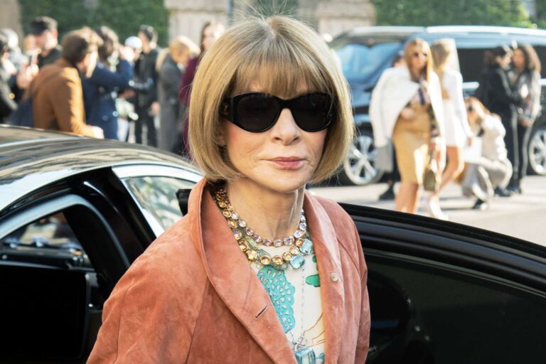 Anna Wintour deja su cargo como editora en jefe de "Vogue" tras 37 años