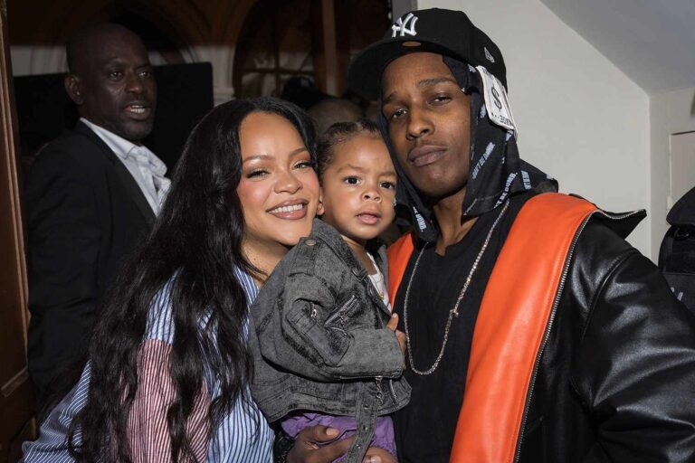 Rihanna embarazada asiste con su hijo Riot al desfile de moda de A$AP Rocky en París