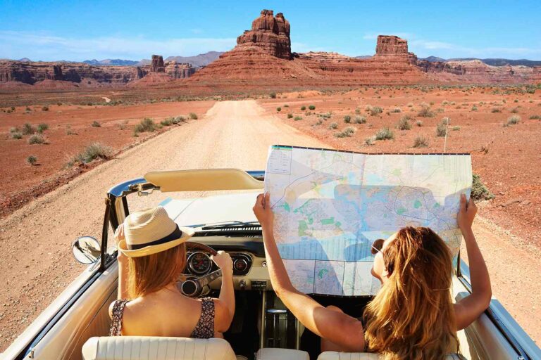 Tres viajes por carretera en EE. UU. que debes hacer este verano: de la búsqueda de estrellas al sueño cowboycore